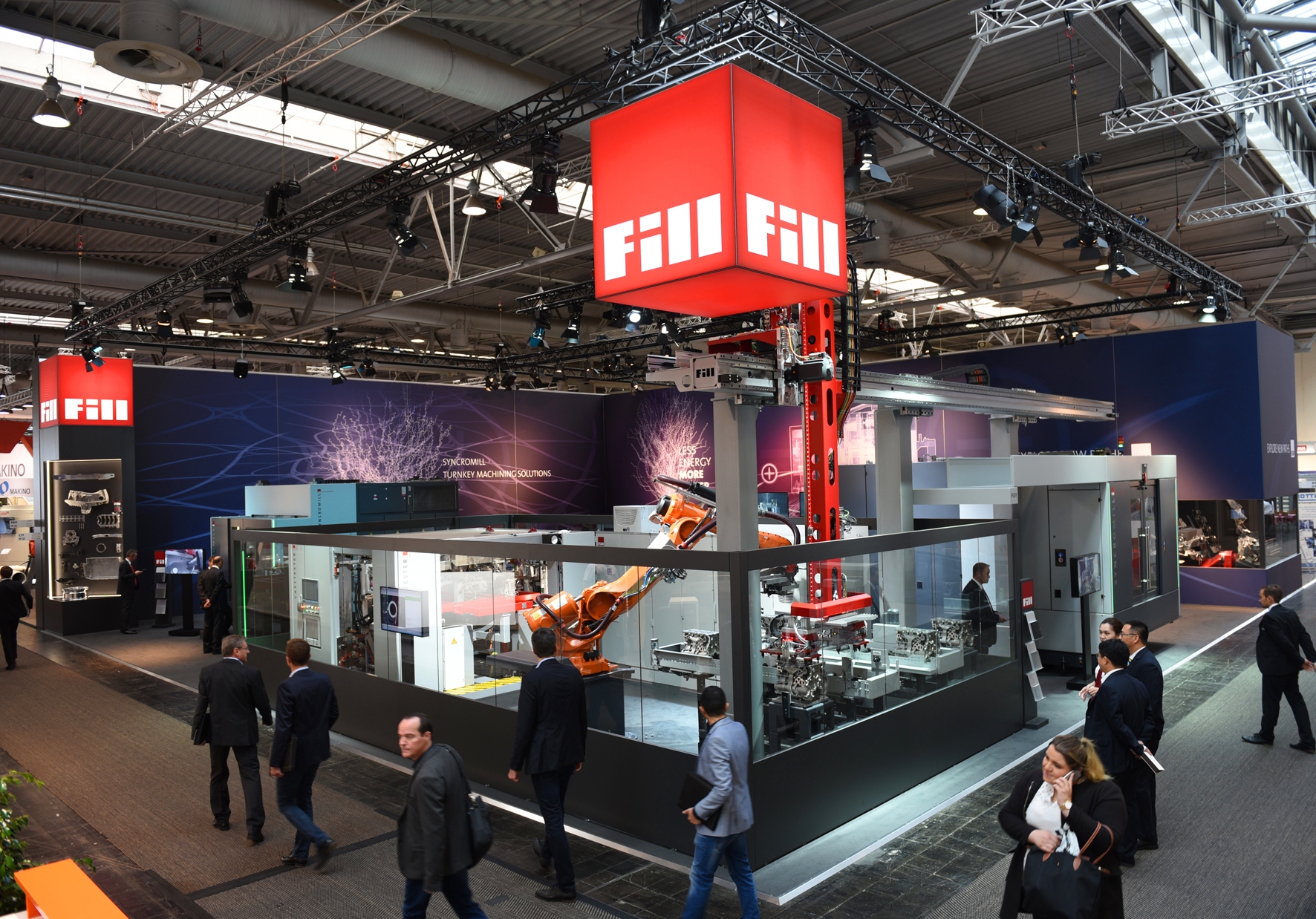 Der Messestand von Fill Maschinenbau wurde auf der EMO vom 18. bis 23. September 2017 zur Großbühne für Innovation und Effizienz. Bild: Fill Maschinenbau (frei)