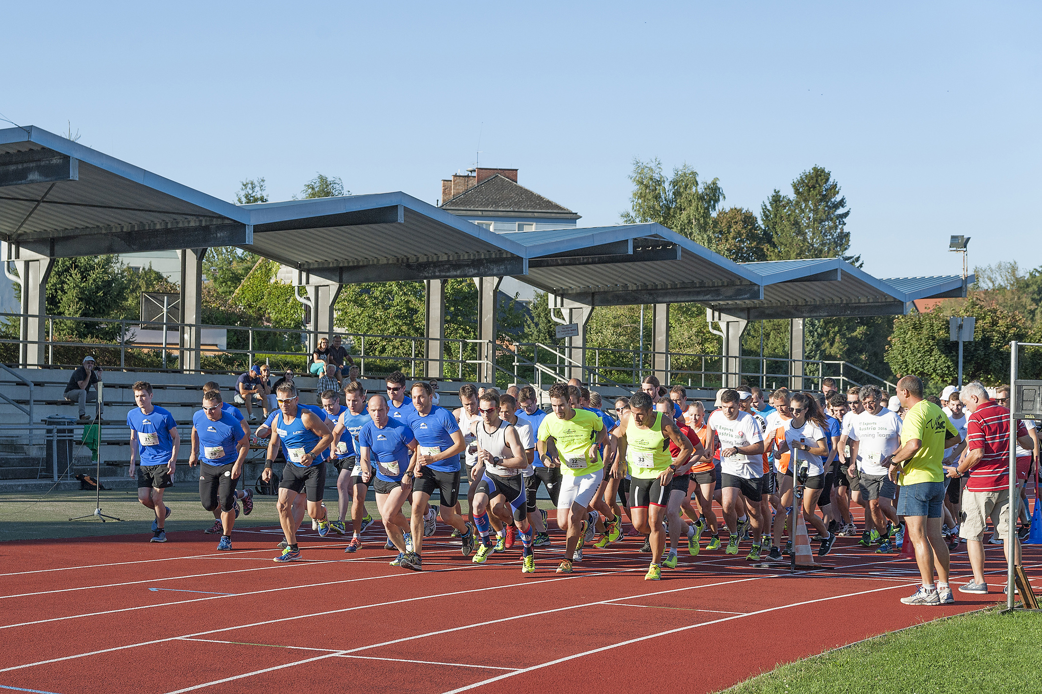 Mehr als 60 Läuferinnen und Läufer waren beim 1. IT Experts Run in Steyr am Start. Foto: Wolfram Pertl/IT Experts Austria (frei)