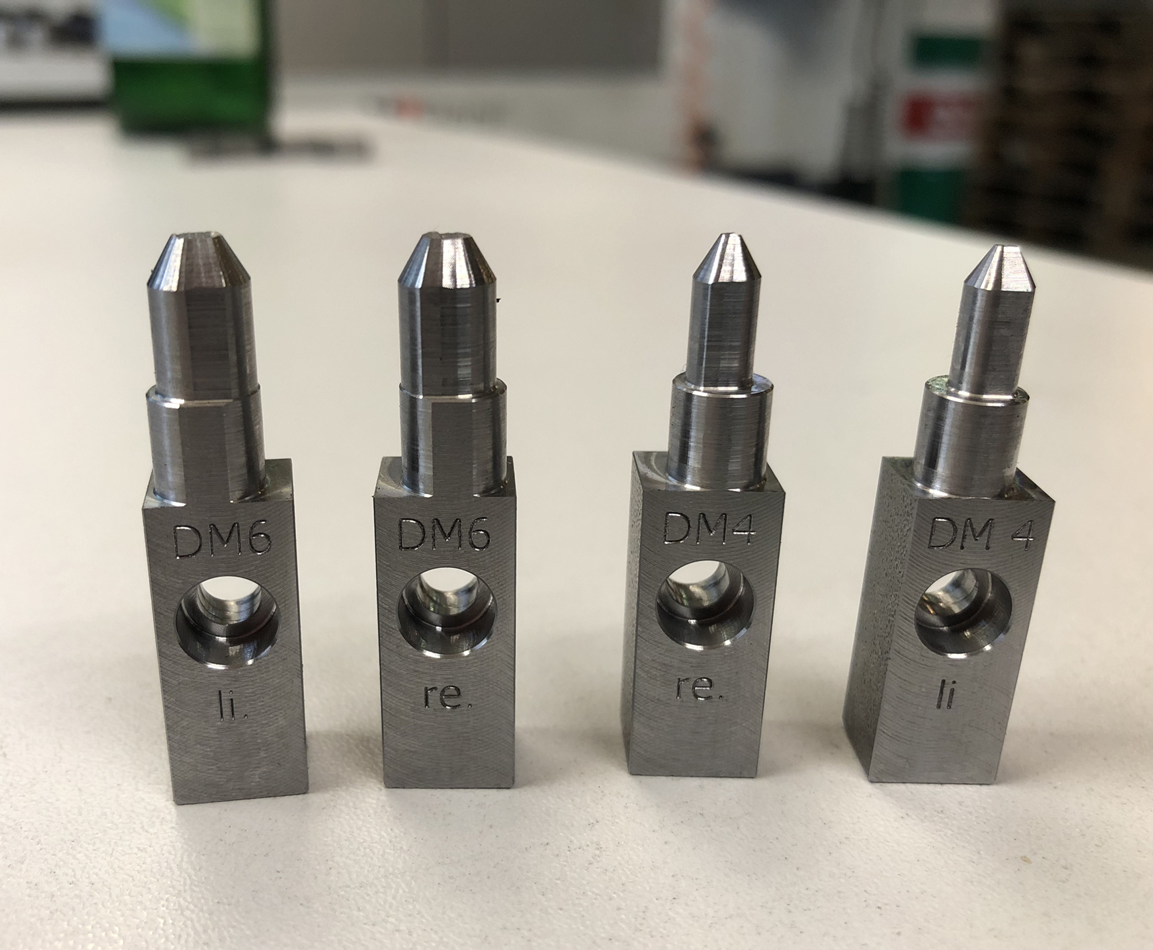 Mit der CNC 5-Achs-Fräse kann MPH komplexe Formen wie Greiferfinger (Bild) in hoher Präzision aus einem Metallblock fräsen. Foto: MPH (frei)