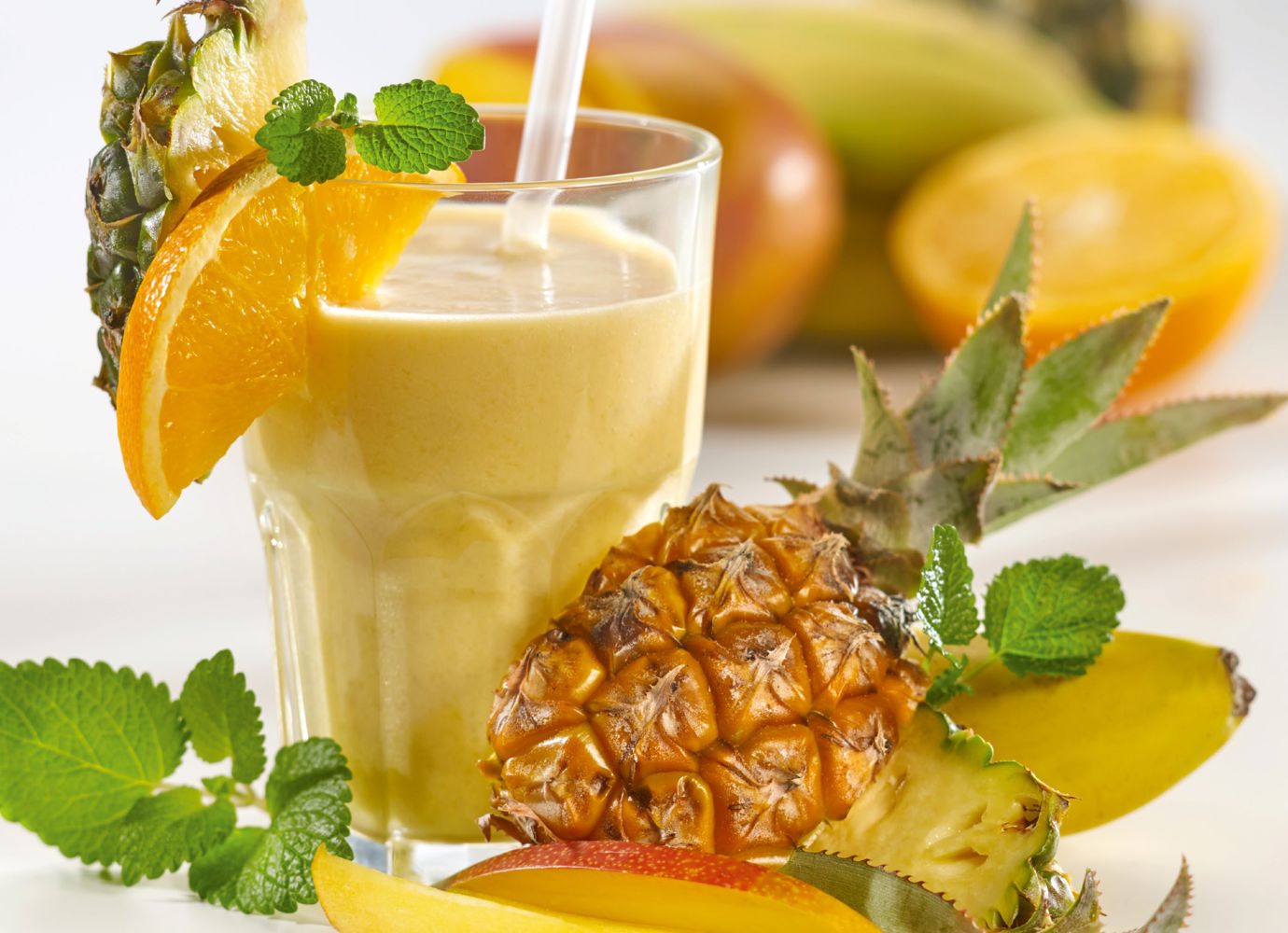 Der exotische Muntermacher Mellow „Borneo“ besteht aus Mango, Banane, Ananas und Orange. Ein vitaminreicher Fruchtgenuss, der frisch auf Bestellung gemixt wird. Foto: Landzeit