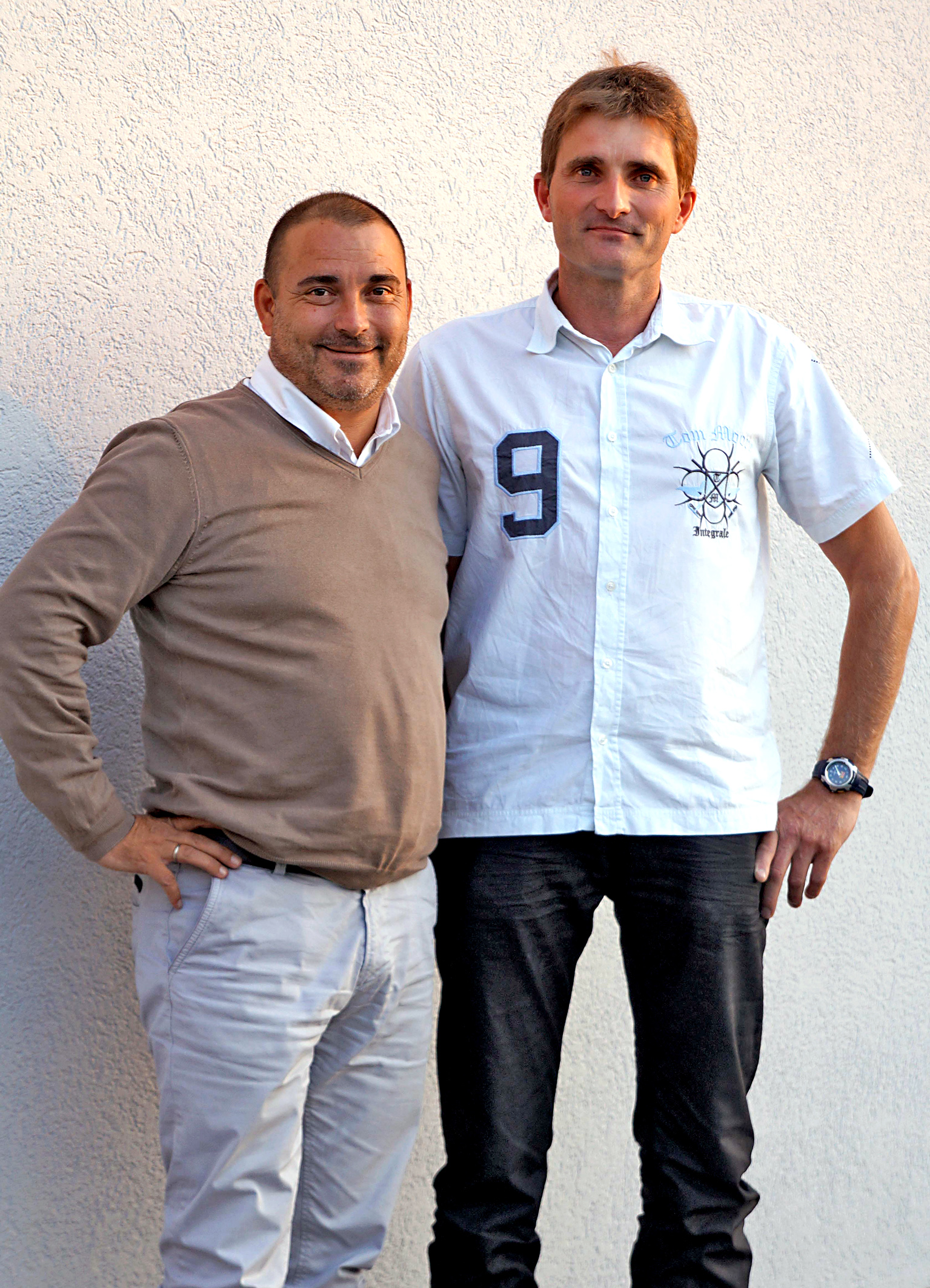 Roman Luksch (links) und der zukünftige Leiter den neuen Filiale Christian Kaiser (rechts) feiern im Rahmen einer Hausmesse am 25. und 26. September Einstand. Foto: Luksch Haustechnik (frei)