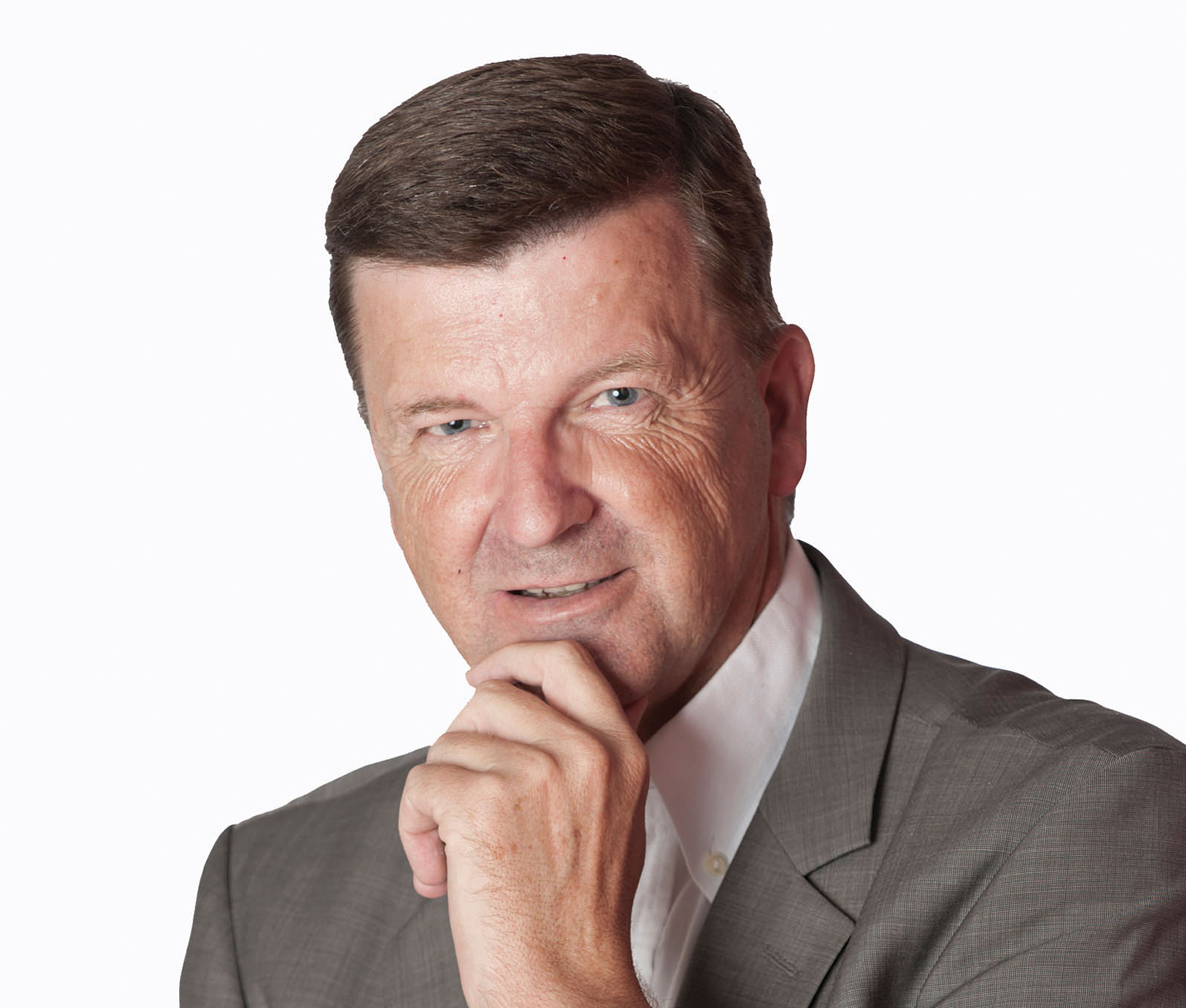 KommR Karlheinz Hödl, Obmann der Steirischen Versicherungsagenturen, empfiehlt Privatpersonen, sich gegen Schäden durch Internetkriminalität mit einer maßgeschneiderten Versicherung abzusichern. Foto: Landesgremium der Steirischen Versicherungsagenten (frei)